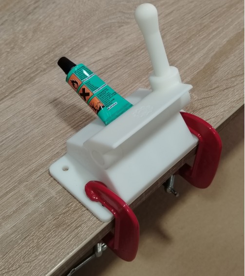 Tubesey - alat za zatvaranje aluminijumskih tuba