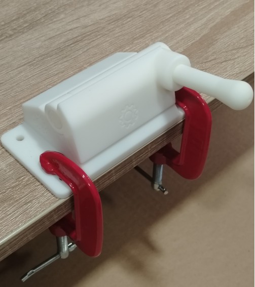 Tubesey - alat za zatvaranje aluminijumskih tuba